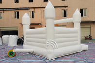 Διογκώσιμη ψευτοπαλλικαράς Castle 13ft*11.5ft*10ft άσπρες γαμήλιες διακοσμήσεις Bouncy Castle αλτών που πηδούν το κρεβάτι για το κόμμα