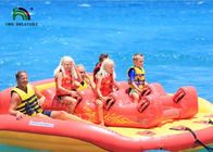 Διογκώσιμο κίτρινο/κόκκινο ρυμουλκήσιμο UFO παιχνίδι αλιευτικών σκαφών μυγών μουσαμάδων PVC για τον αθλητισμό παραλιών