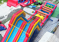 Διογκώσιμες σειρές μαθημάτων 20m μακρύ PVC μπλε κόκκινο μεγάλο Inflatables εμποδίων για τους ενηλίκους παιδιών