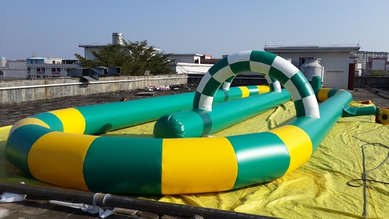 Εξωτερική φουσκωτή πίστα Go Kart Ελκυστική φουσκωτή πίστα για αυτοκίνητα