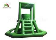 Πράσινο PVC παιχνιδιών νερού 16,41 FT διογκώσιμο που αναρριχείται στον πύργο Lifeguard με τη σκάλα