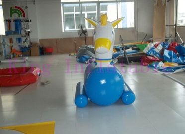 Διογκώσιμα παιχνίδια νερού PVC/αστείος διογκώσιμος γύρος νερού/άλογο νερού για τα πάρκα νερού