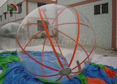 Ζωηρόχρωμος διογκώσιμος περίπατος PVC/TPU στη σφαίρα 2m νερού διάμετρος για τα στοιχεία νερού