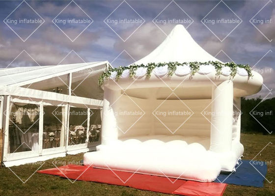 Υπαίθριο λευκό 4x3.5m ιπποδρόμιο διογκώσιμο Bouncy Castle για τη γαμήλια χρήση