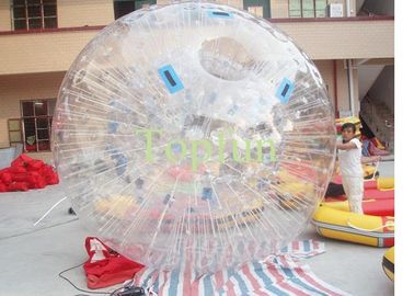 Σαφής PVC διογκώσιμη Zorb σφαίρα Zorbing κυλίνδρων σφαιρών υψηλής συχνότητας στο έδαφος